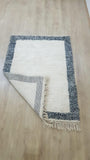 Vintage Beni Ouarain rug W&B Themorner